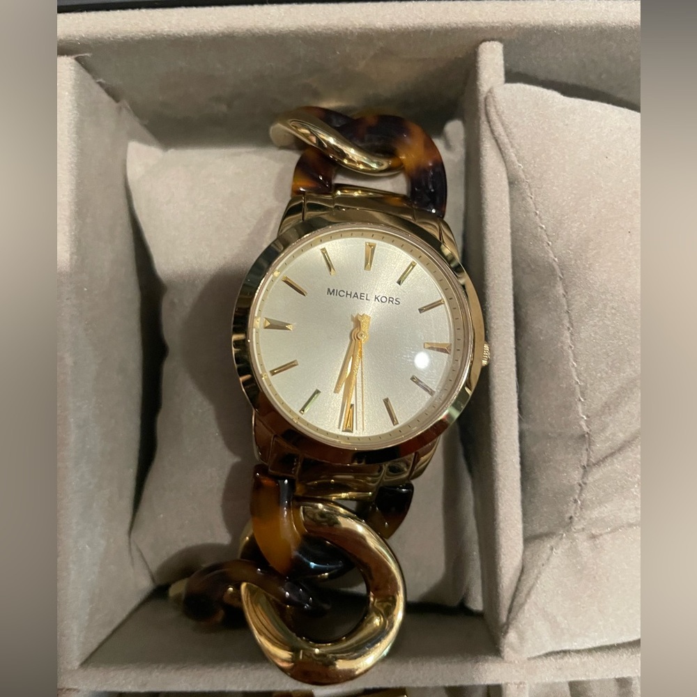 Michael kors watch